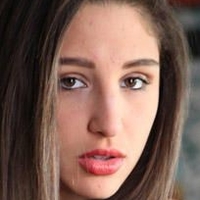 Abella Danger Desnuda