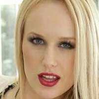 Angel Wicky Desnuda
