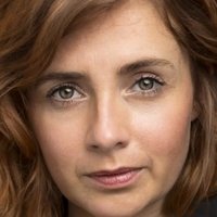 Angela Hazeldine Desnuda