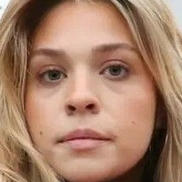 Anja Windl Desnuda