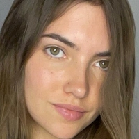 Anna Miro Desnuda