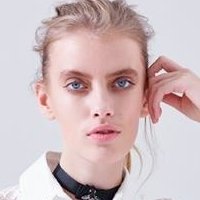 Anne Fontaine Desnuda