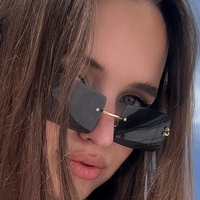 arinkovv Desnuda