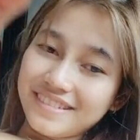 Ayu Lestari Desnuda