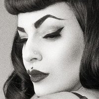 Bettie Page Desnuda