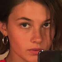 Cailee Spaeny Desnuda