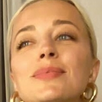carolinevreeland Desnuda