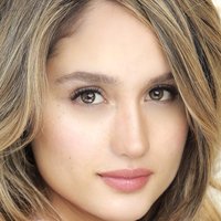 Cinta Laura Desnuda