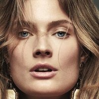 Constance Jablonski Desnuda