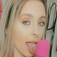 deedeexo02 Desnuda