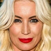 Denise Van Oulten Desnuda