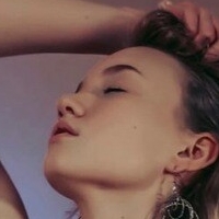 Diana Volynets Desnuda