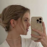 Diskussion: Lea Peach Desnuda