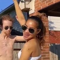 Divine Rapsing Desnuda