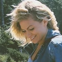 Dublin Lilies Desnuda