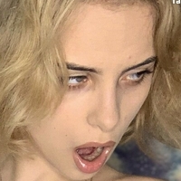 Ella Shaparenko Desnuda