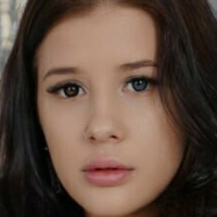 ellaquen Desnuda