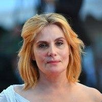 Emmanuelle Seigner Desnuda