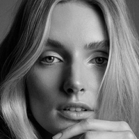 Eva Staudinger Desnuda