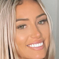 Georgina Gentle Desnuda