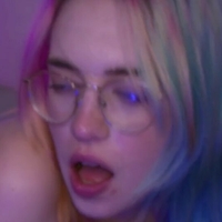 Girls With Colored Hair  Desnuda