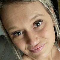 Hannah Farm Desnuda