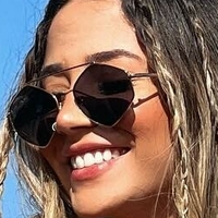 Isabela Ned Desnuda