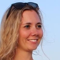 Jessica Faust Desnuda