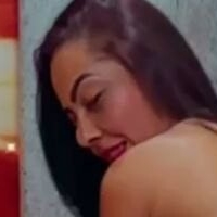 Jhenis Kut Kut Desnuda
