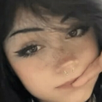 Julie Kitty Desnuda