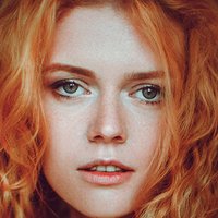 Kaciaryna Ri Desnuda