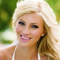 Karnyaczki Laura Desnuda