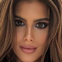 Katharina Nahlik Desnuda