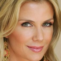 Katherine Kelly Lang Desnuda