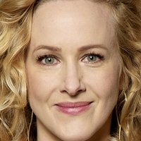 Katie Finneran Desnuda