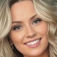 kiaralarakeller Desnuda