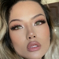 Kiki Wong Desnuda