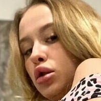 kikiyounny Desnuda