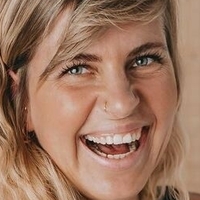 Kim Zeidler Desnuda