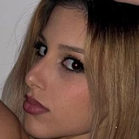 Klea Brahimi Desnuda