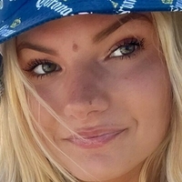Lacy Tate Desnuda