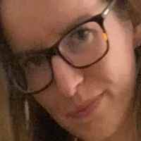 Lara Heller Desnuda