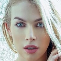 Laura Jacobs Desnuda