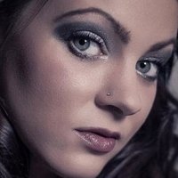 Leonie Saint Desnuda