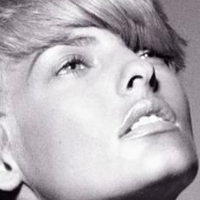 Linda Evangelista Desnuda