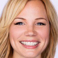 Lisa Schwartz Desnuda