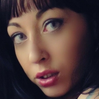 Livia Experience Desnuda
