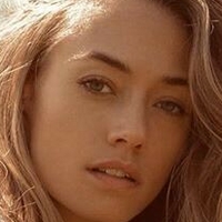 Livy Poulin Desnuda