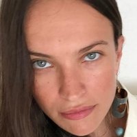 Ljupka Gojic Desnuda