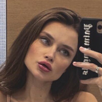Lola Dikova Desnuda